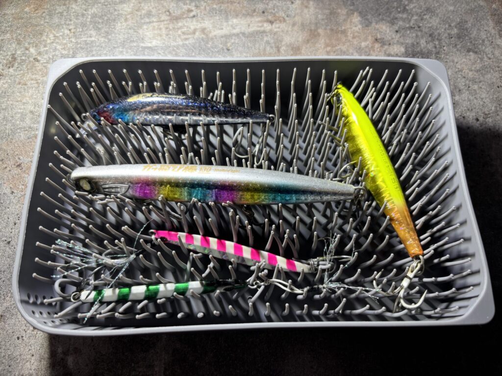 ダイソー釣具シリコンインナートレー